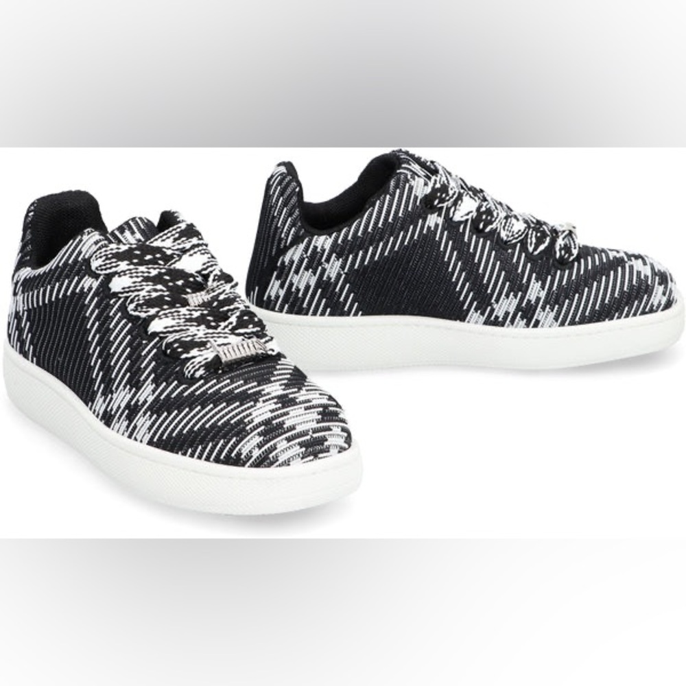 Burberry, Box checked sneakers, US 10/ EUR 40 - Picture 3 of 15